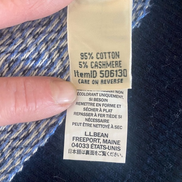 L.L Bean Blue and White Chevron Cardigan SZ M - Picture 5 of 6